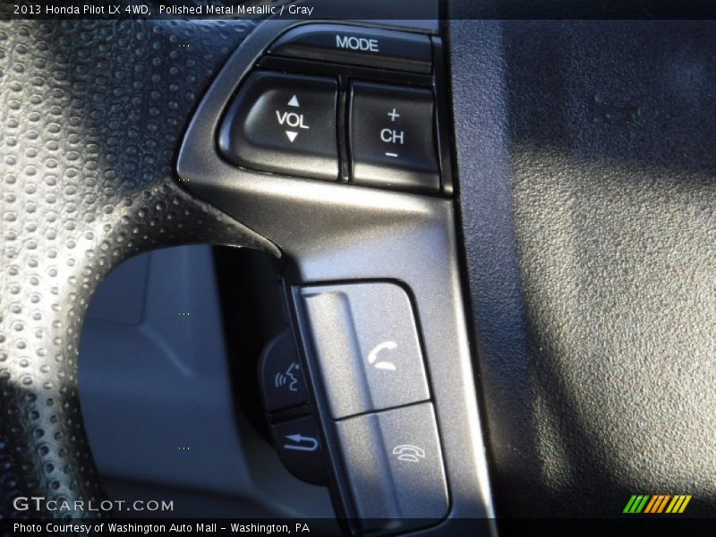Polished Metal Metallic / Gray 2013 Honda Pilot LX 4WD