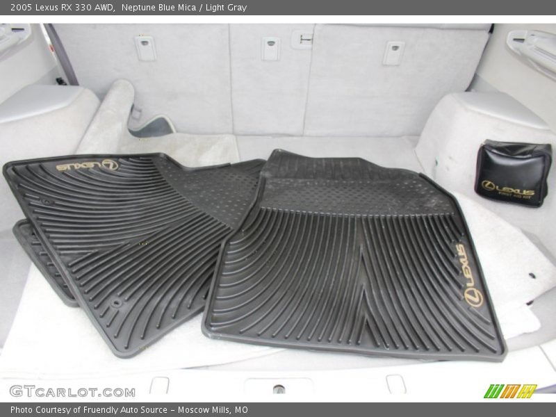 Neptune Blue Mica / Light Gray 2005 Lexus RX 330 AWD