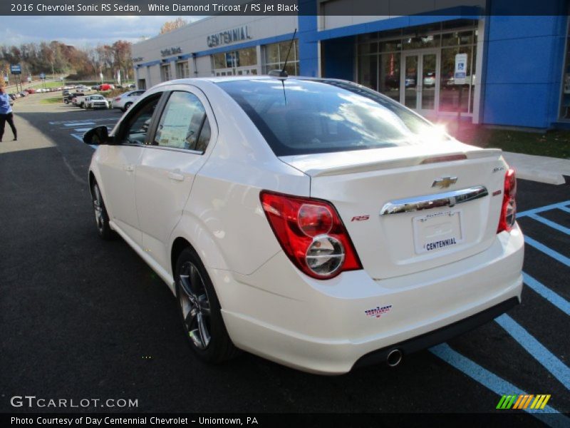 White Diamond Tricoat / RS Jet Black 2016 Chevrolet Sonic RS Sedan