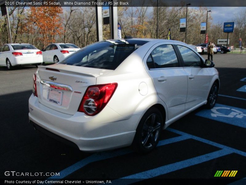 White Diamond Tricoat / RS Jet Black 2016 Chevrolet Sonic RS Sedan