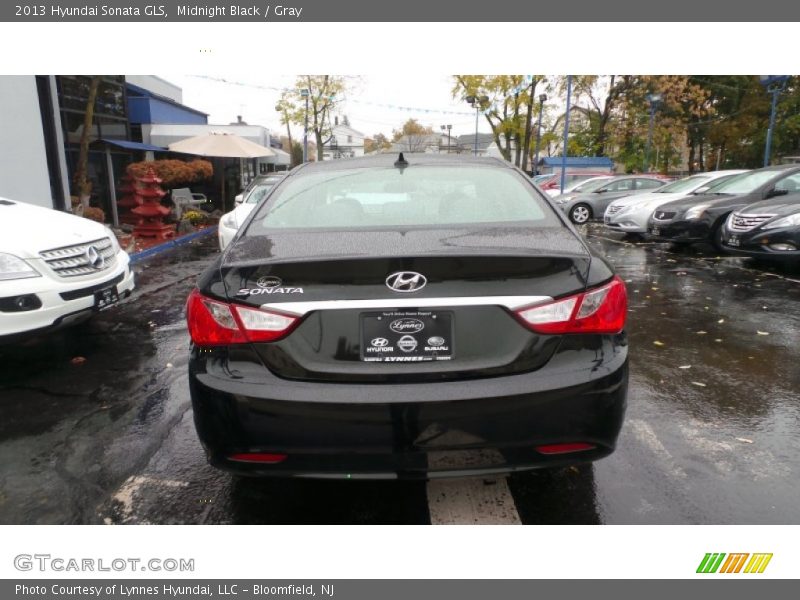 Midnight Black / Gray 2013 Hyundai Sonata GLS