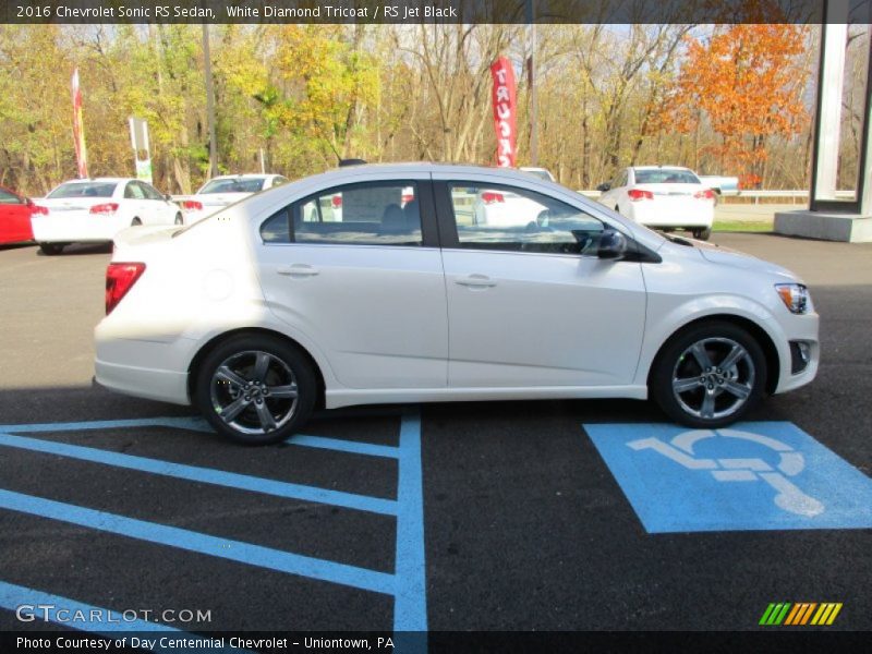 White Diamond Tricoat / RS Jet Black 2016 Chevrolet Sonic RS Sedan