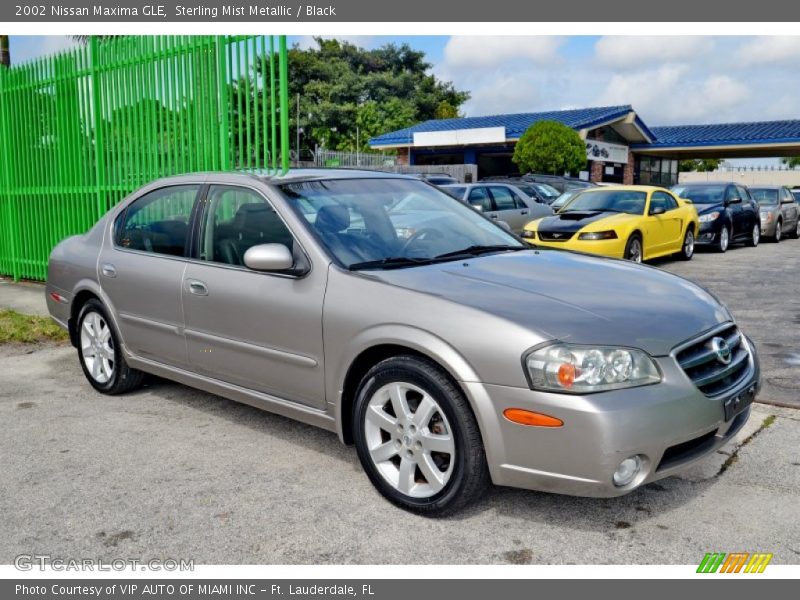 Sterling Mist Metallic / Black 2002 Nissan Maxima GLE