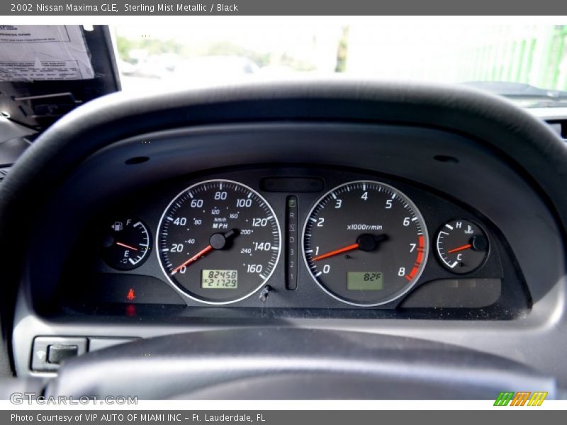 Sterling Mist Metallic / Black 2002 Nissan Maxima GLE