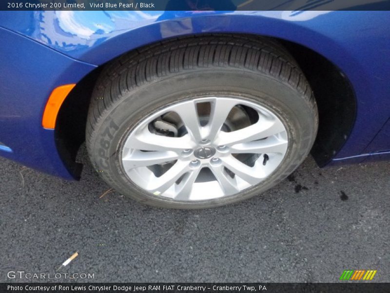 Vivid Blue Pearl / Black 2016 Chrysler 200 Limited