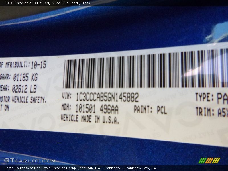 Vivid Blue Pearl / Black 2016 Chrysler 200 Limited