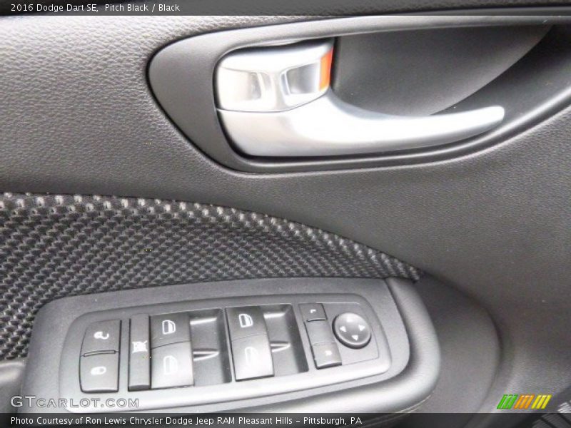 Pitch Black / Black 2016 Dodge Dart SE