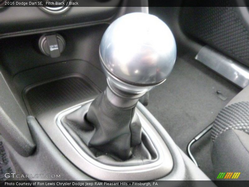 Pitch Black / Black 2016 Dodge Dart SE