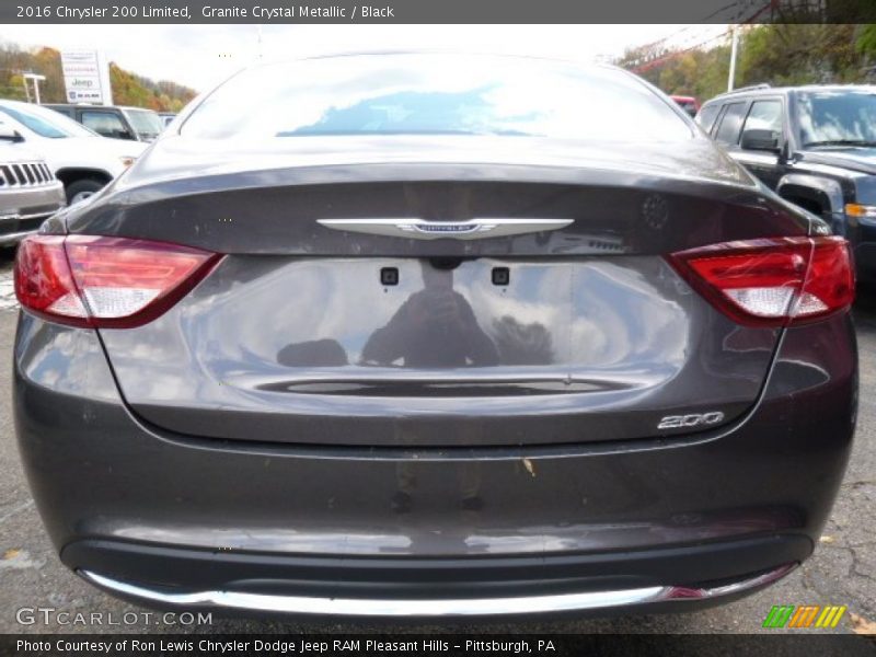 Granite Crystal Metallic / Black 2016 Chrysler 200 Limited