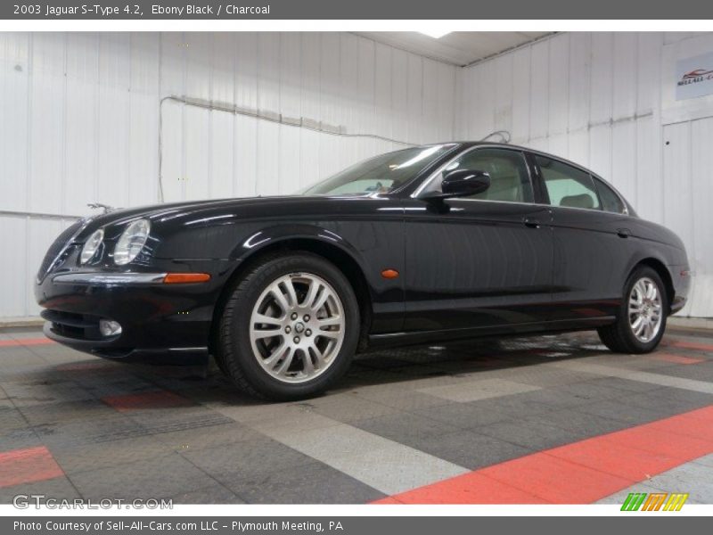 Ebony Black / Charcoal 2003 Jaguar S-Type 4.2