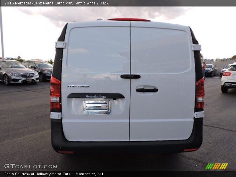 Arctic White / Black 2016 Mercedes-Benz Metris Cargo Van