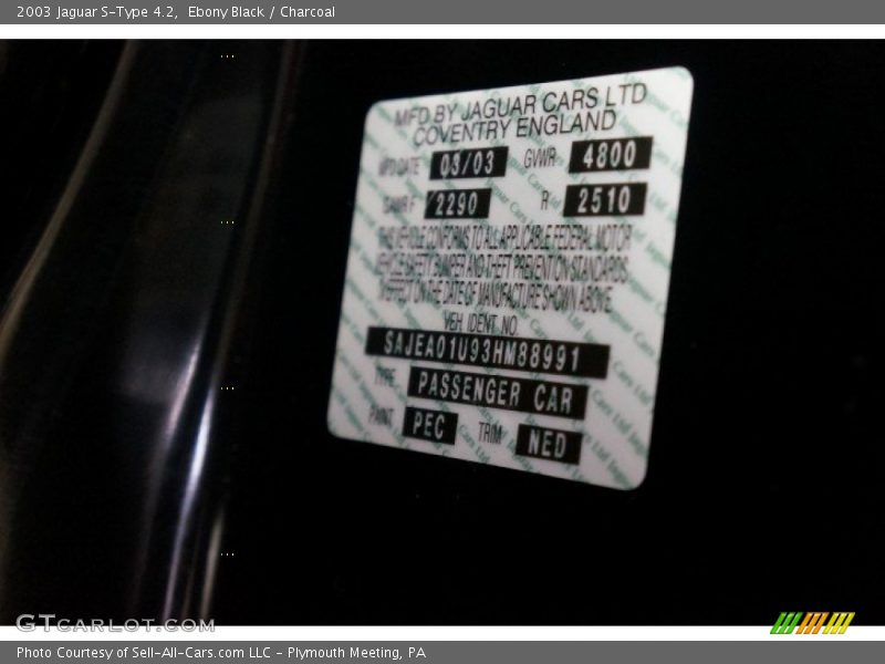 Ebony Black / Charcoal 2003 Jaguar S-Type 4.2