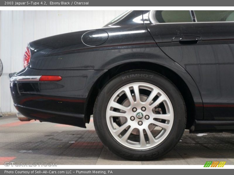 Ebony Black / Charcoal 2003 Jaguar S-Type 4.2