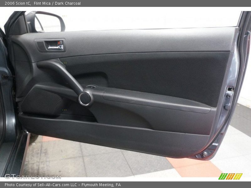 Flint Mica / Dark Charcoal 2006 Scion tC