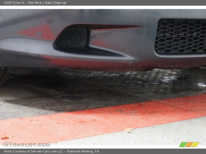 Flint Mica / Dark Charcoal 2006 Scion tC