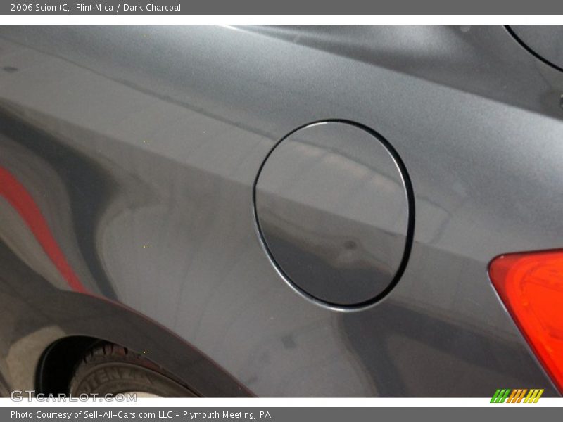 Flint Mica / Dark Charcoal 2006 Scion tC