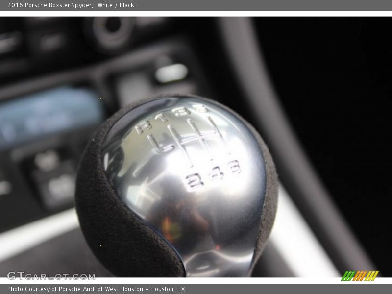  2016 Boxster Spyder 6 Speed Manual Shifter