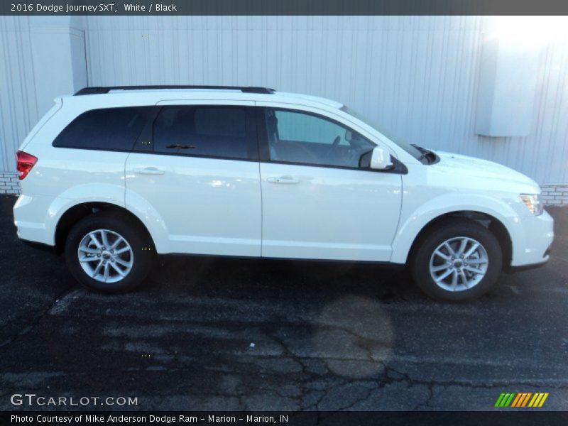 White / Black 2016 Dodge Journey SXT