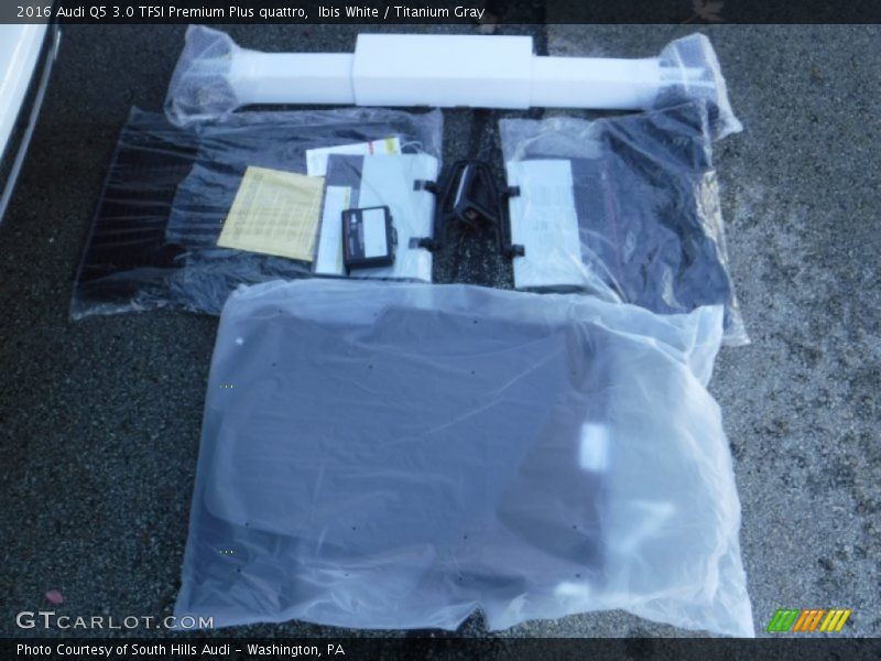 Ibis White / Titanium Gray 2016 Audi Q5 3.0 TFSI Premium Plus quattro