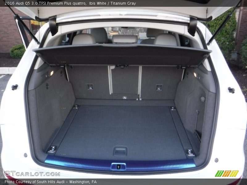 Ibis White / Titanium Gray 2016 Audi Q5 3.0 TFSI Premium Plus quattro