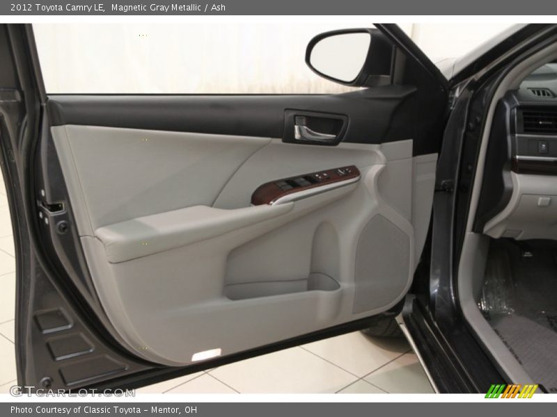 Magnetic Gray Metallic / Ash 2012 Toyota Camry LE