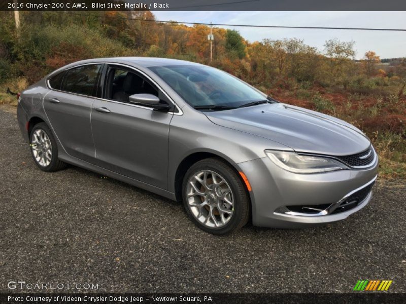 Front 3/4 View of 2016 200 C AWD