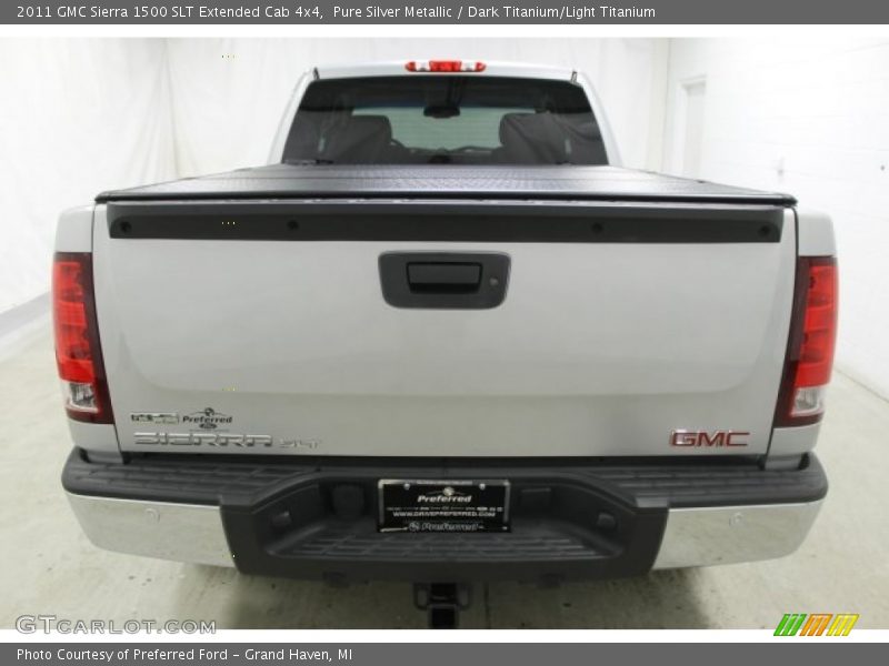 Pure Silver Metallic / Dark Titanium/Light Titanium 2011 GMC Sierra 1500 SLT Extended Cab 4x4
