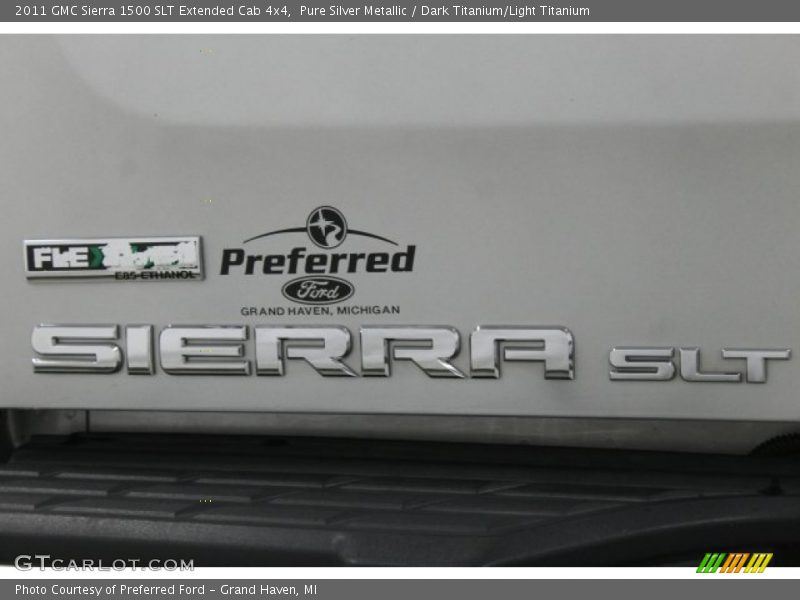 Pure Silver Metallic / Dark Titanium/Light Titanium 2011 GMC Sierra 1500 SLT Extended Cab 4x4