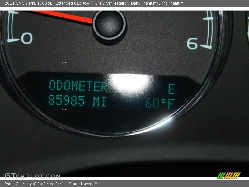 Pure Silver Metallic / Dark Titanium/Light Titanium 2011 GMC Sierra 1500 SLT Extended Cab 4x4