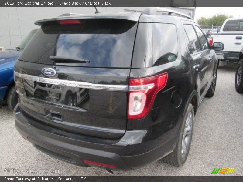 Tuxedo Black / Charcoal Black 2015 Ford Explorer Limited