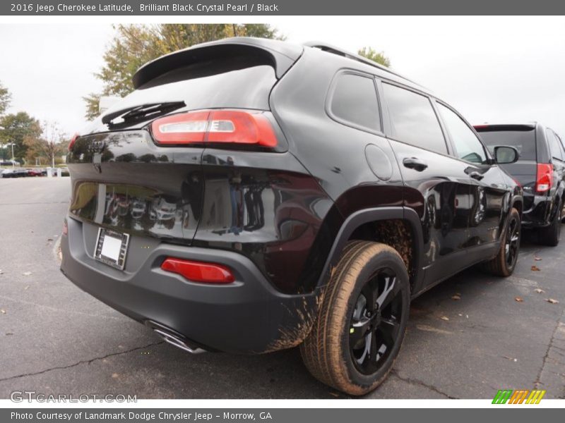 Brilliant Black Crystal Pearl / Black 2016 Jeep Cherokee Latitude