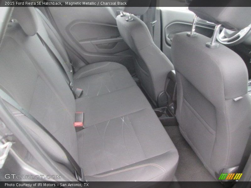 Magnetic Metallic / Charcoal Black 2015 Ford Fiesta SE Hatchback