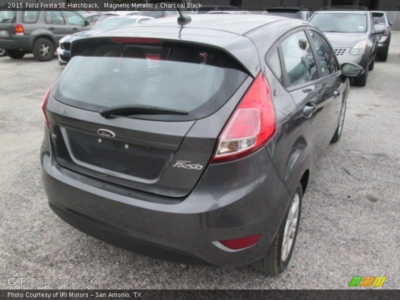 Magnetic Metallic / Charcoal Black 2015 Ford Fiesta SE Hatchback