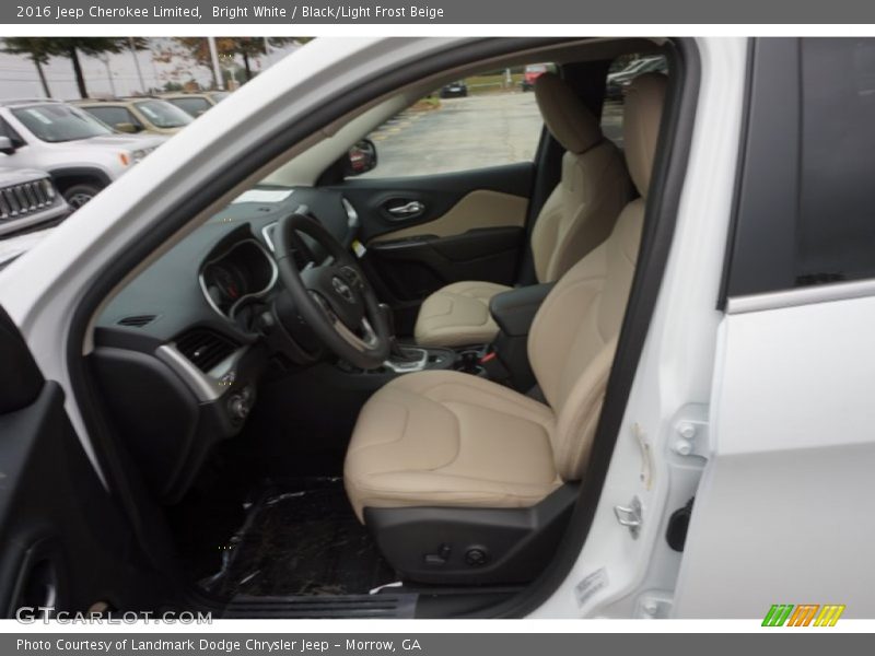 Bright White / Black/Light Frost Beige 2016 Jeep Cherokee Limited