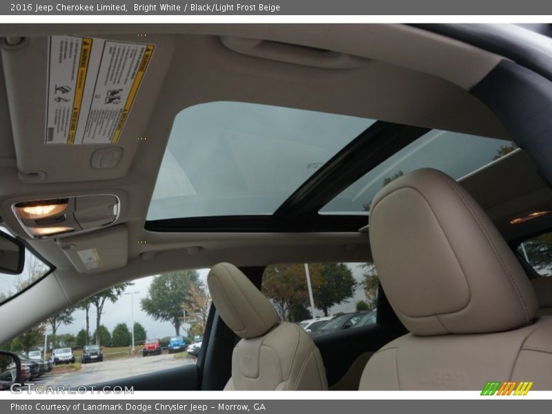 Bright White / Black/Light Frost Beige 2016 Jeep Cherokee Limited