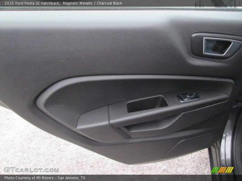 Magnetic Metallic / Charcoal Black 2015 Ford Fiesta SE Hatchback