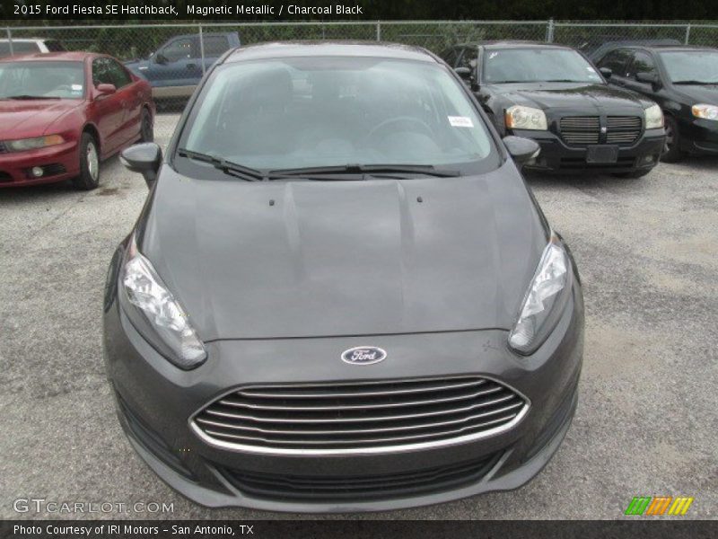 Magnetic Metallic / Charcoal Black 2015 Ford Fiesta SE Hatchback