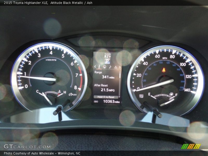 Attitude Black Metallic / Ash 2015 Toyota Highlander XLE