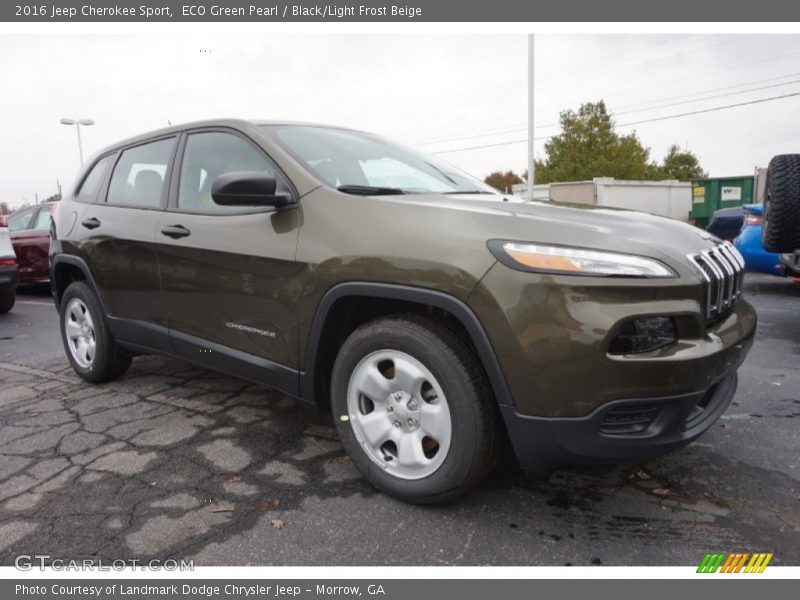 ECO Green Pearl / Black/Light Frost Beige 2016 Jeep Cherokee Sport