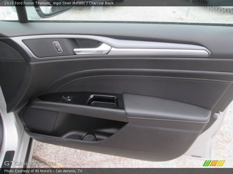 Ingot Silver Metallic / Charcoal Black 2016 Ford Fusion Titanium