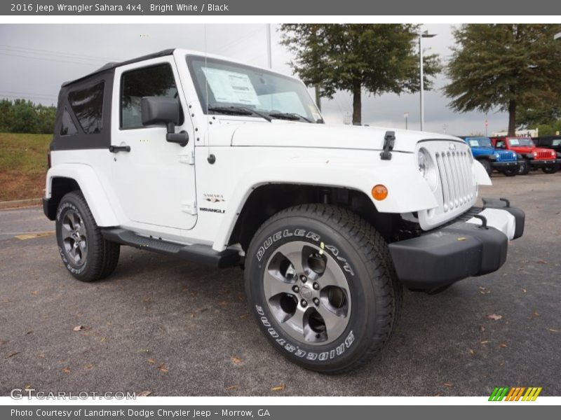 Front 3/4 View of 2016 Wrangler Sahara 4x4