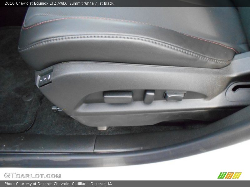 Summit White / Jet Black 2016 Chevrolet Equinox LTZ AWD