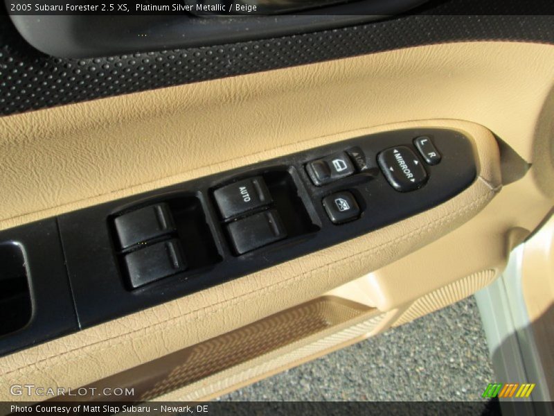 Platinum Silver Metallic / Beige 2005 Subaru Forester 2.5 XS