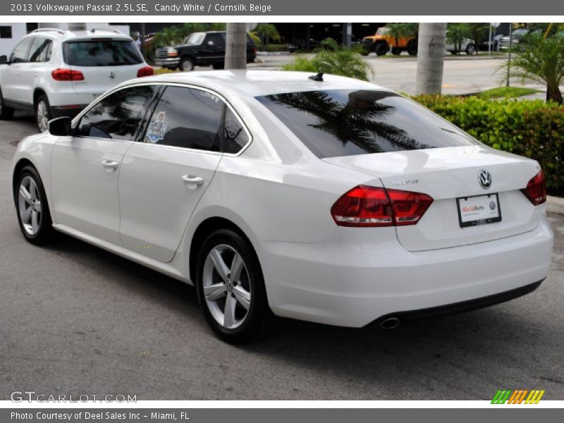 Candy White / Cornsilk Beige 2013 Volkswagen Passat 2.5L SE