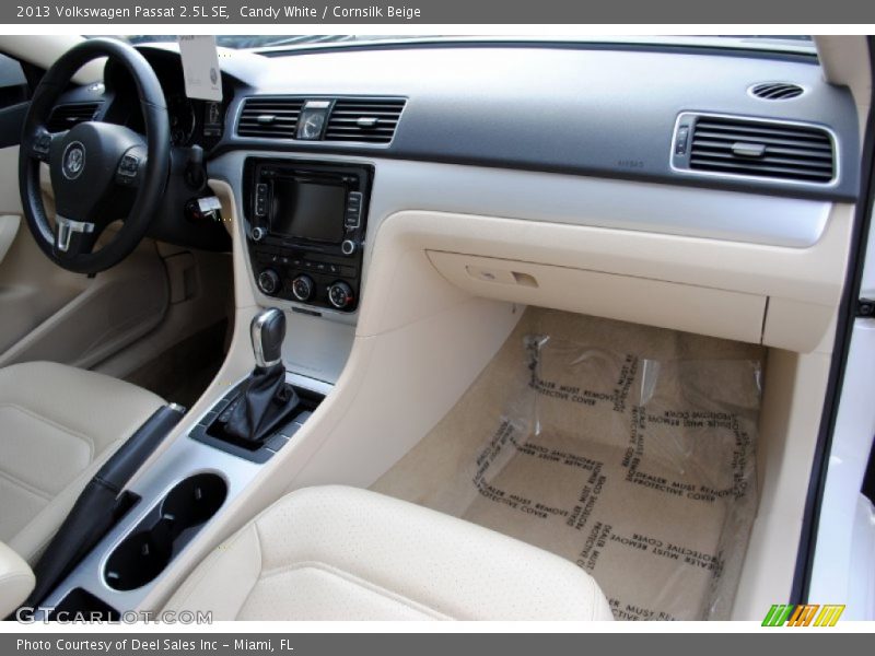 Candy White / Cornsilk Beige 2013 Volkswagen Passat 2.5L SE