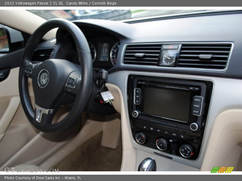 Candy White / Cornsilk Beige 2013 Volkswagen Passat 2.5L SE