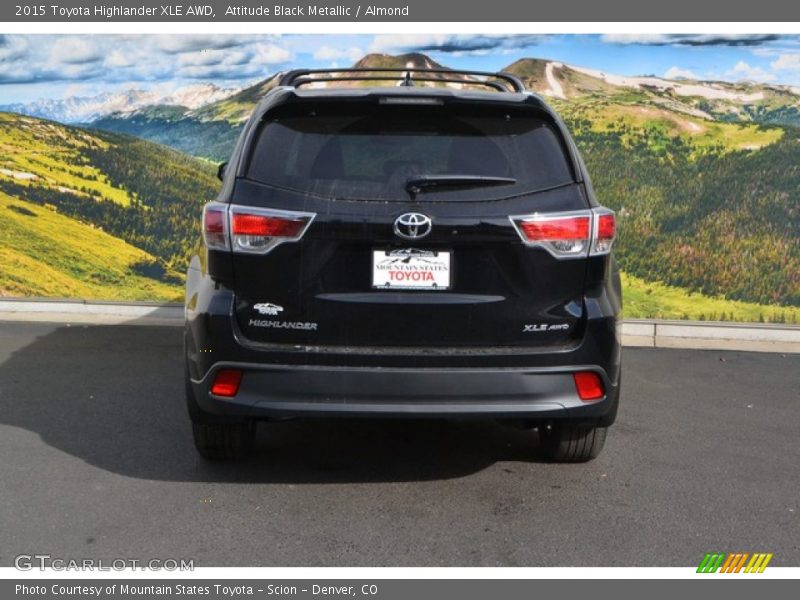Attitude Black Metallic / Almond 2015 Toyota Highlander XLE AWD
