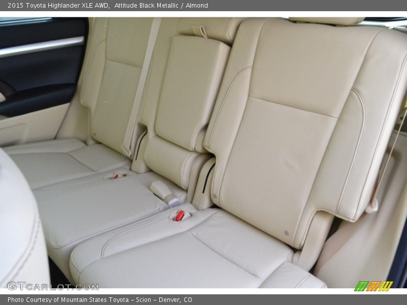 Attitude Black Metallic / Almond 2015 Toyota Highlander XLE AWD