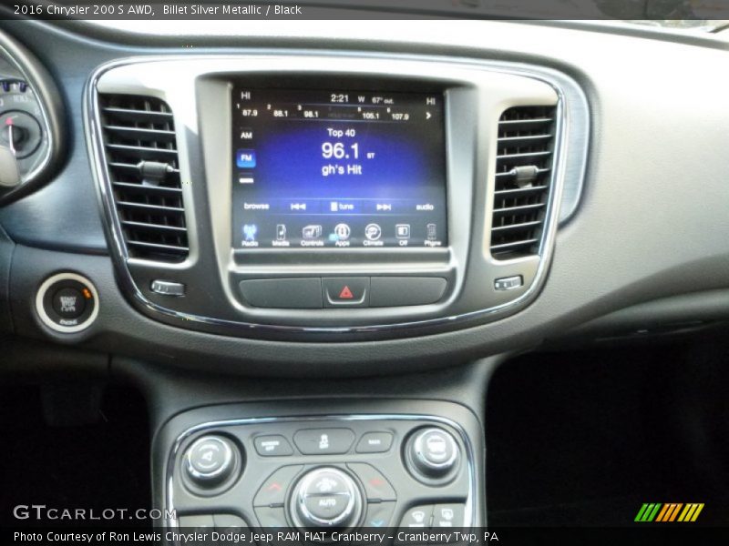 Billet Silver Metallic / Black 2016 Chrysler 200 S AWD