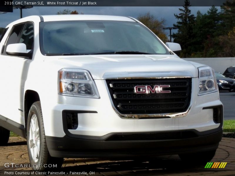 White Frost Tricoat / Jet Black 2016 GMC Terrain SLE